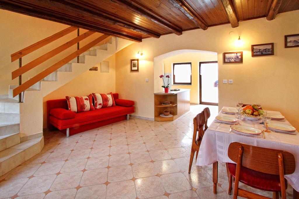Holiday Home Marko Funtana Εξωτερικό φωτογραφία