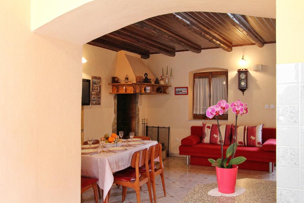 Holiday Home Marko Funtana Εξωτερικό φωτογραφία